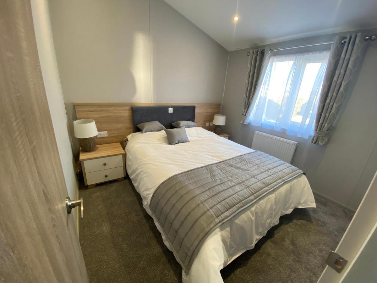 Sea View Beach Lodge Trecco Bay 3 Bedroom Porthcawl Exterior foto