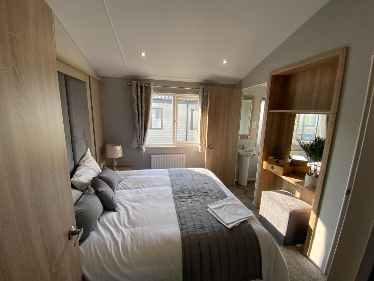 Sea View Beach Lodge Trecco Bay 3 Bedroom Porthcawl Exterior foto
